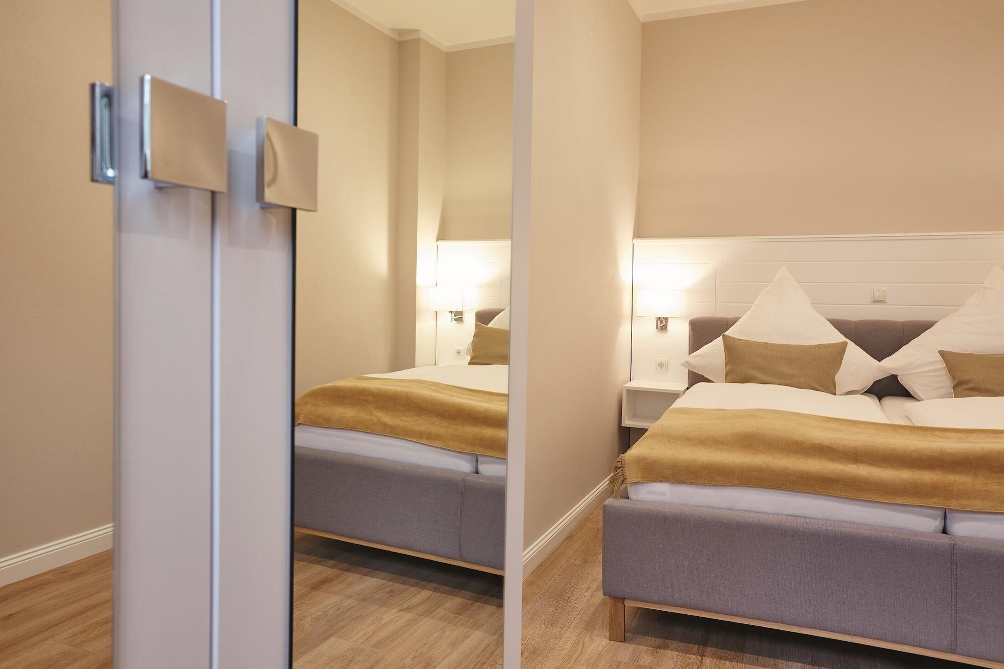 Hotel Zum Landsberger Hof à Arnsberg Extérieur photo
